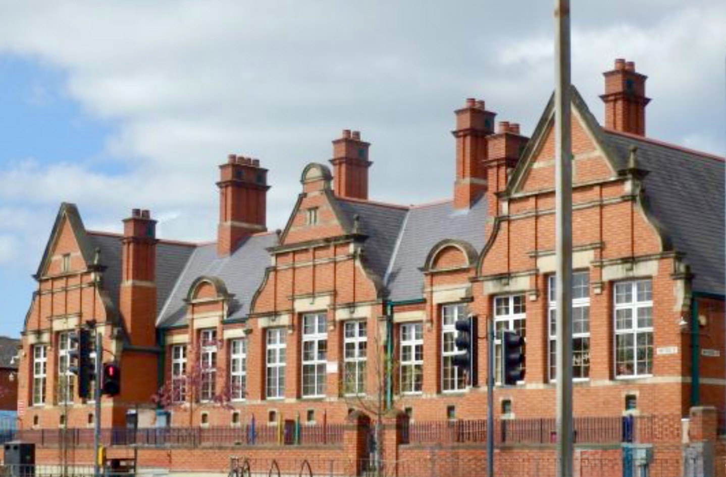 welcome image alt text